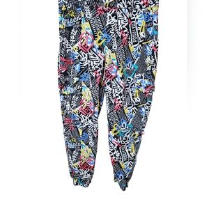 Women's VIP Cargo Pants Size 15/32 Graffiti‎ Multicolor Pocket Pull On